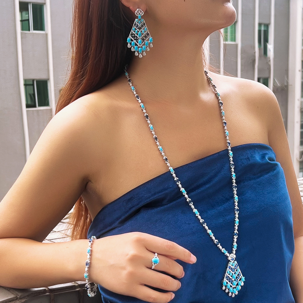 Ethnic Fashion Dubai - CWWZircons Set di Gioielli da Sposa