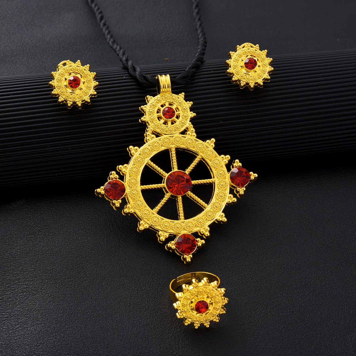 Dubai Africa Colore dorato Set - Ethnic Fashion Dubai recensione e prezzo